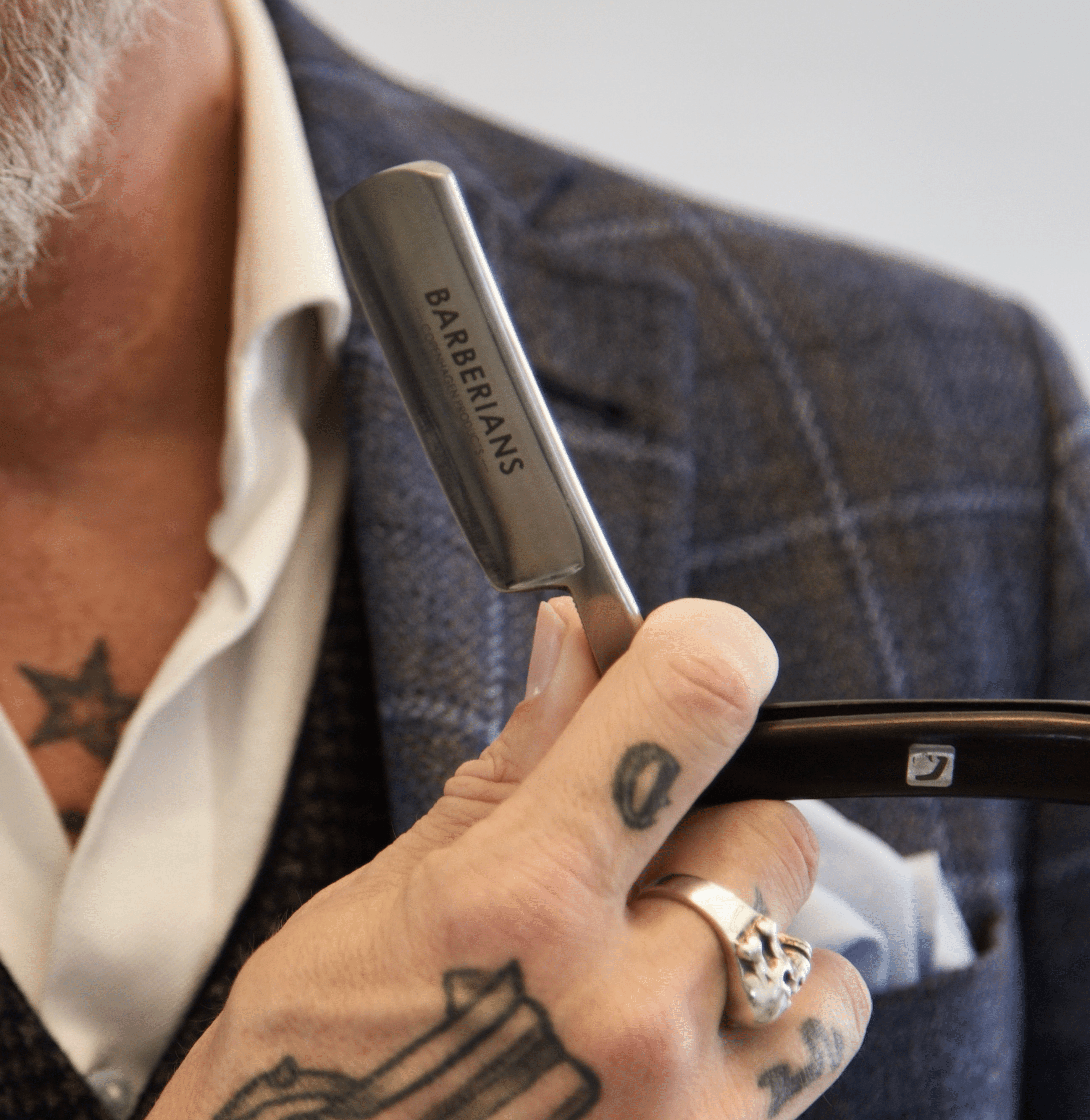 Shaving knife fra Barberians Copenhagen