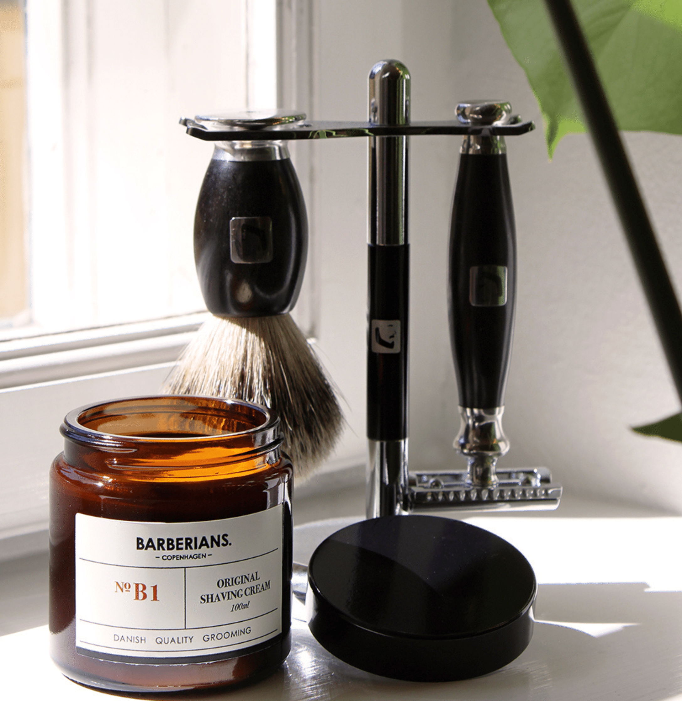 Shaving set og shaving creme fra Barberians Copenhagen